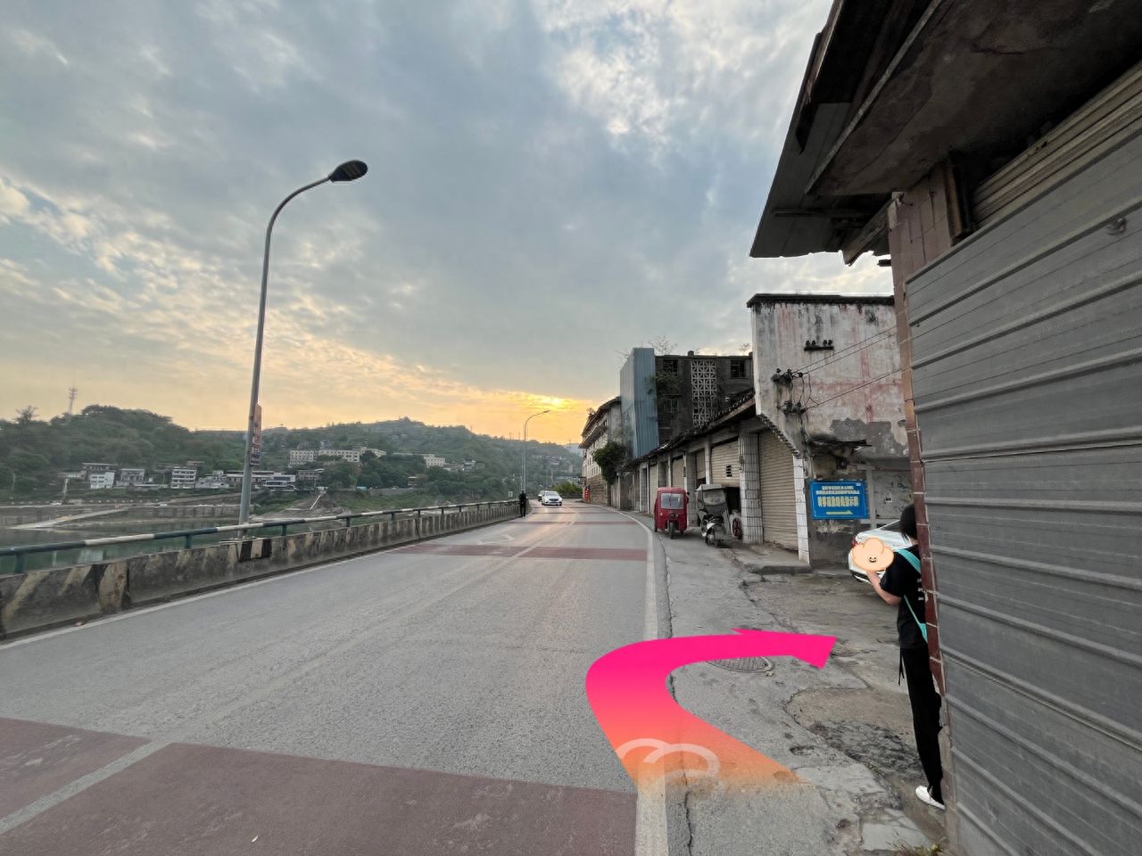 Make a right turn and walk 10 meters. — step-by-step photo guide