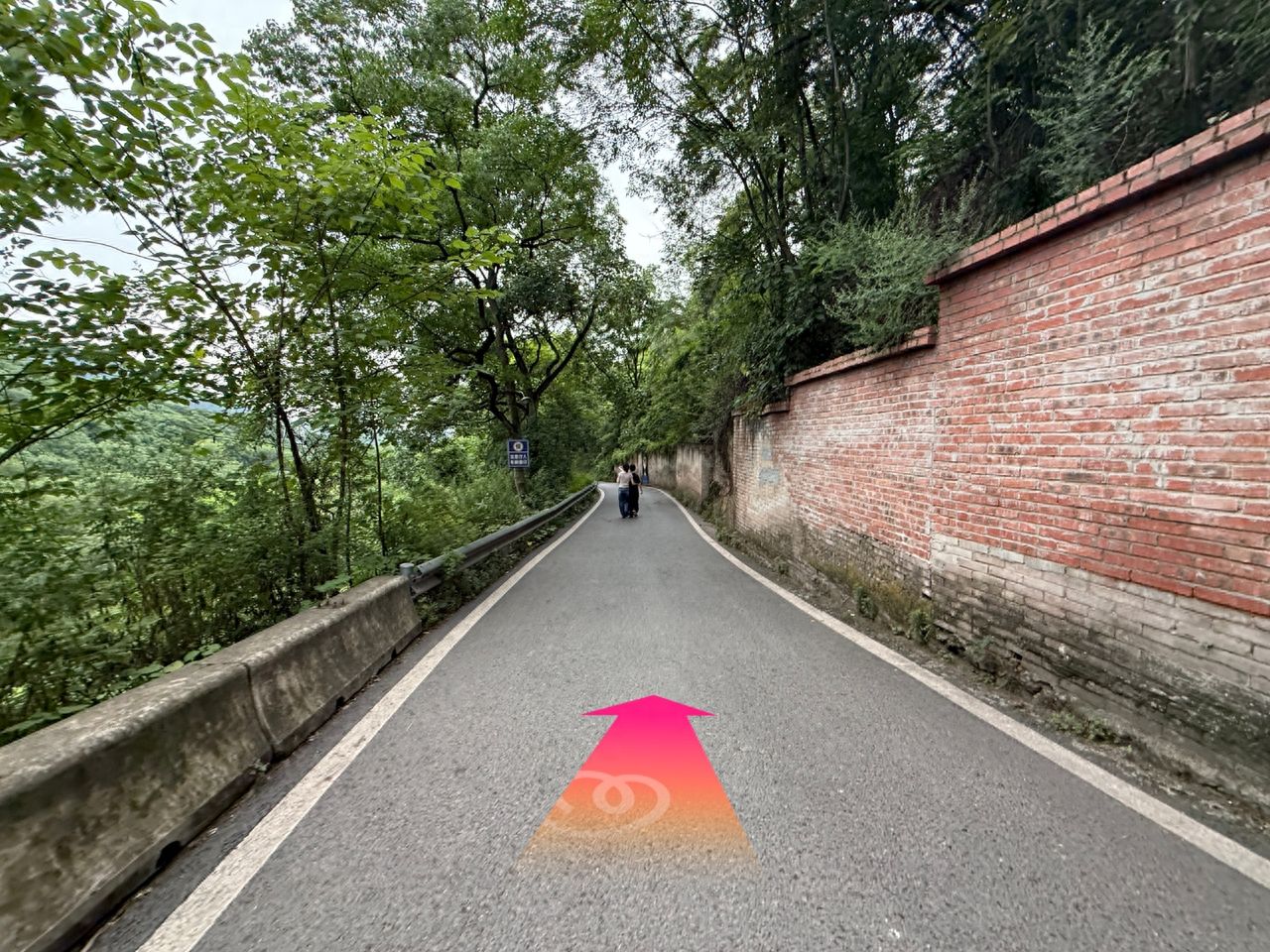 Take a taxi to Jin Gang Bei Hot Spring Resort and go straight downhill for 600 meters. — step-by-step photo guide