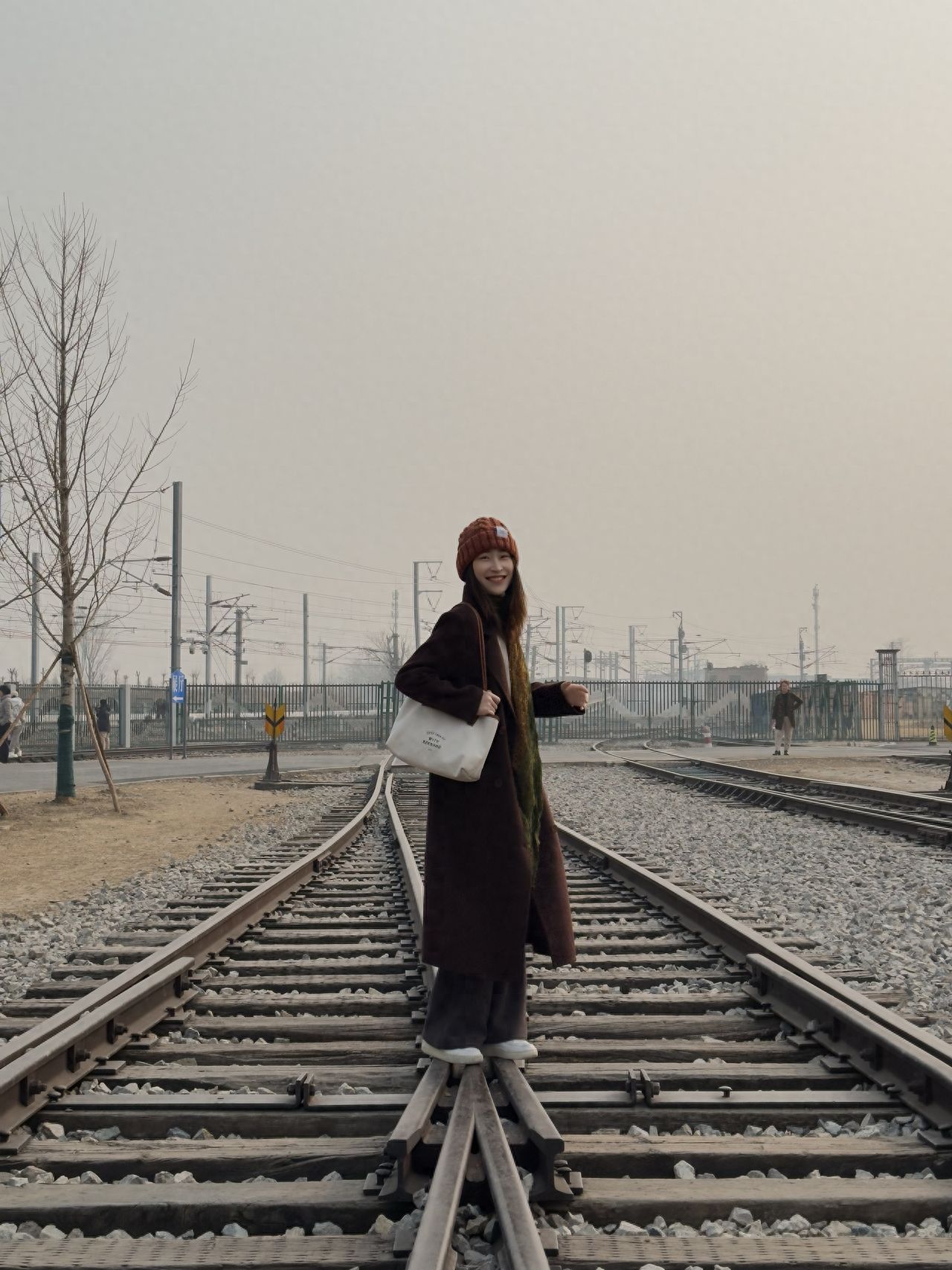 Photo by China Railway Museum - In the middle of the railway tracks