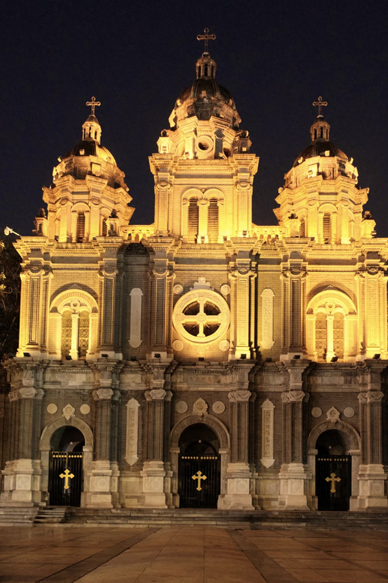 Photo by Wangfujing - Church at Night View