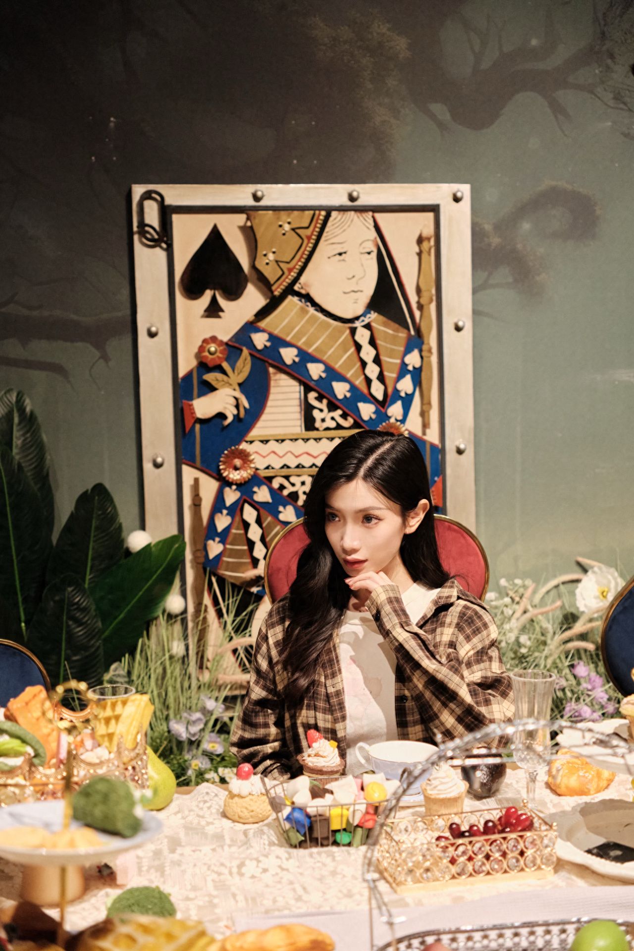 Photo by Beijing British Library - Card Throne