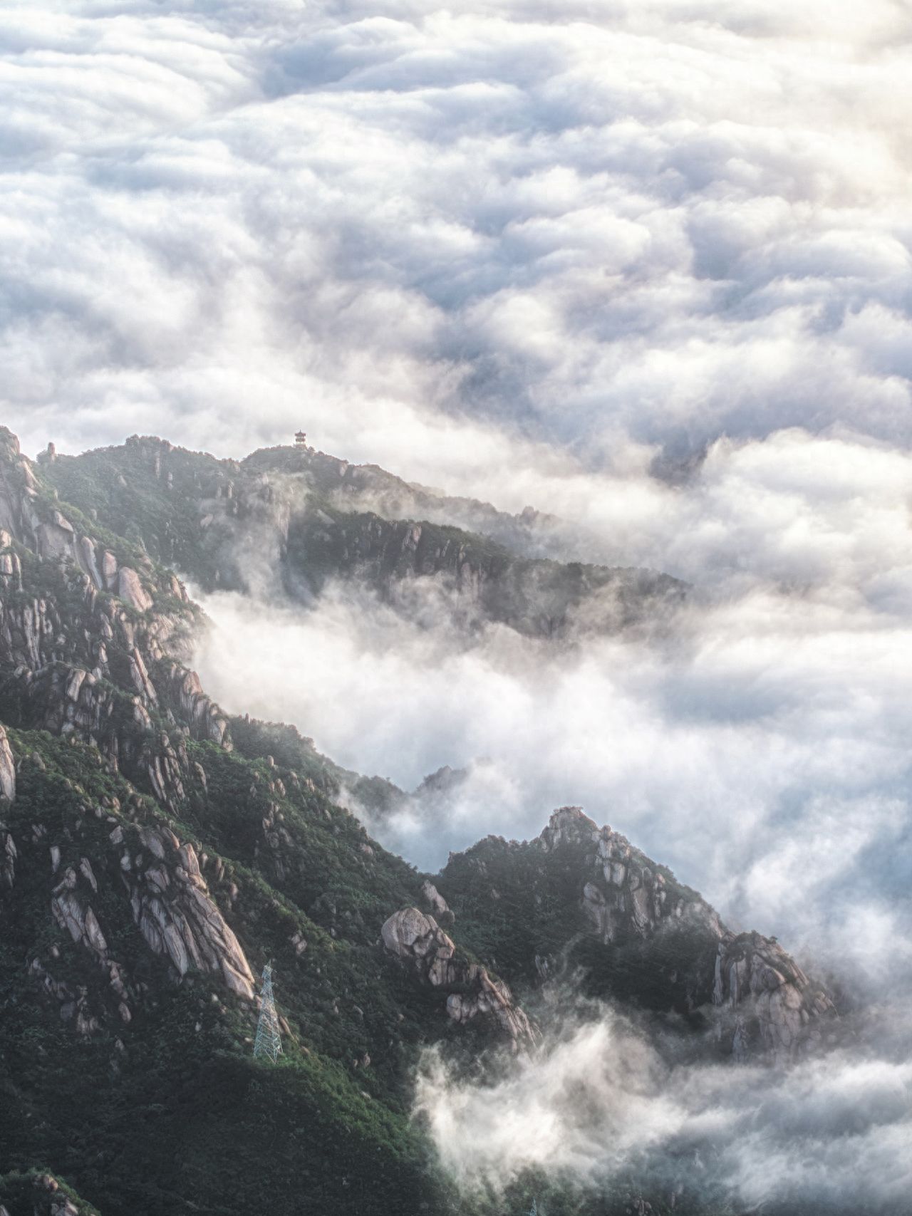 Photo by Miaofeng Mountain Rose Valley - Sea of Clouds
