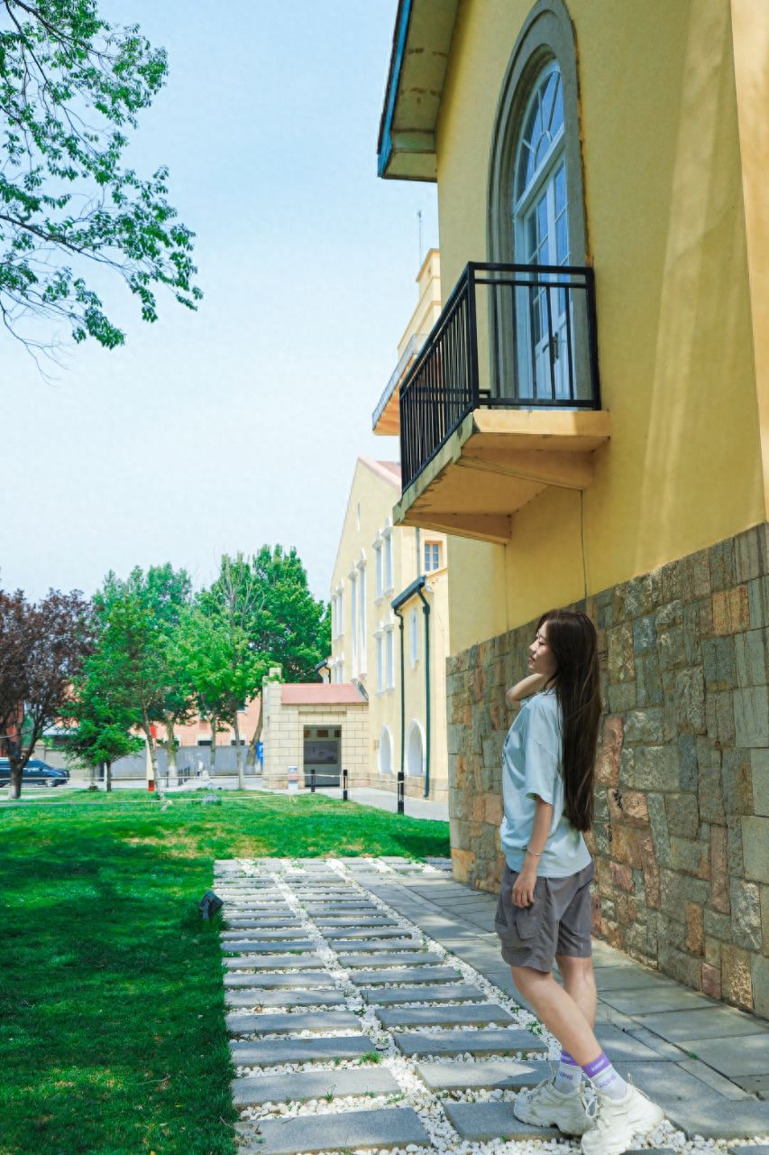 Photo by 491 Space - Side of the Yellow House