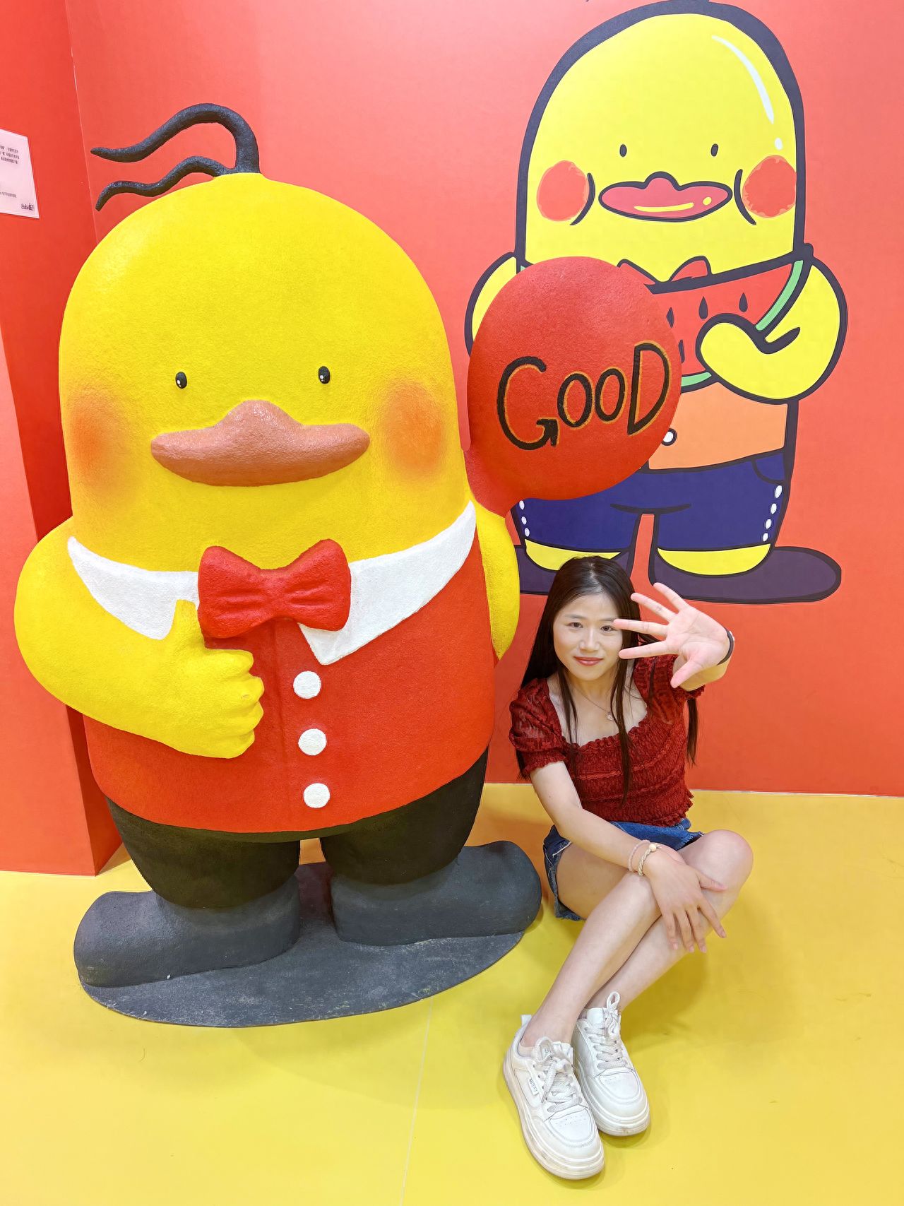 Photo by Wangfujing Joy City - Gentleman Duck