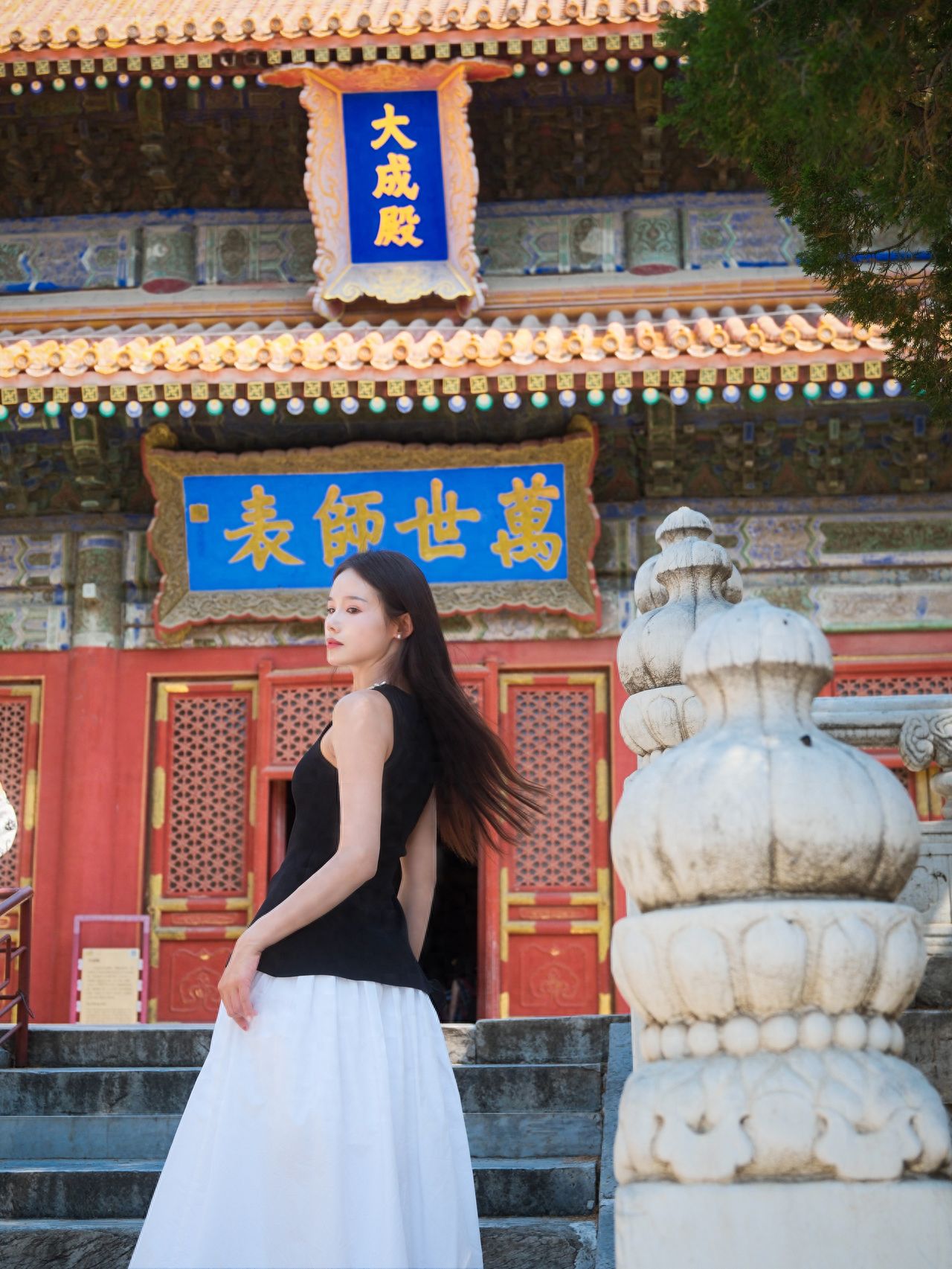 Photo by Confucius Temple and Guozijian Museum - Dacheng Hall Archway