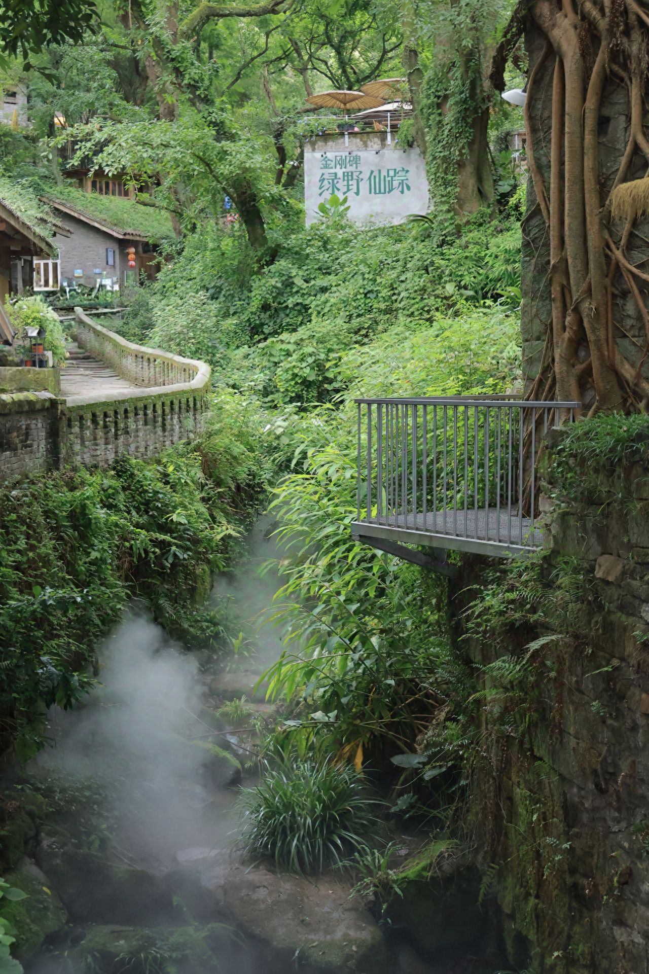 1. Photography Pose: Utilize the doors, windows, and stone archways of the ancient village as frames to encase the subject within. For instance, photographing a person standing within a stone archway with a backdrop of misty streams or rustic architecture can enhance the sense of depth and storytelling in the image.

2. Check-in Tips: Between 9-11 AM, the sunlight is soft and illuminates every corner of the ancient village, creating excellent light and shadow effects. There are relatively fewer tourists at this time, making it easier to capture images without the interference of passersby. Whether you're shooting details of ancient buildings or portraits on the paths, you can do so more comfortably.

3. Photography Strategy: Look for symmetrical elements in scenes such as the streams and stone paths of the ancient village for photography. This can showcase the village's orderly beauty and tranquility. For example, using the stream as a symmetrical axis to photograph the buildings and greenery on both banks results in a stable and aesthetically pleasing image.