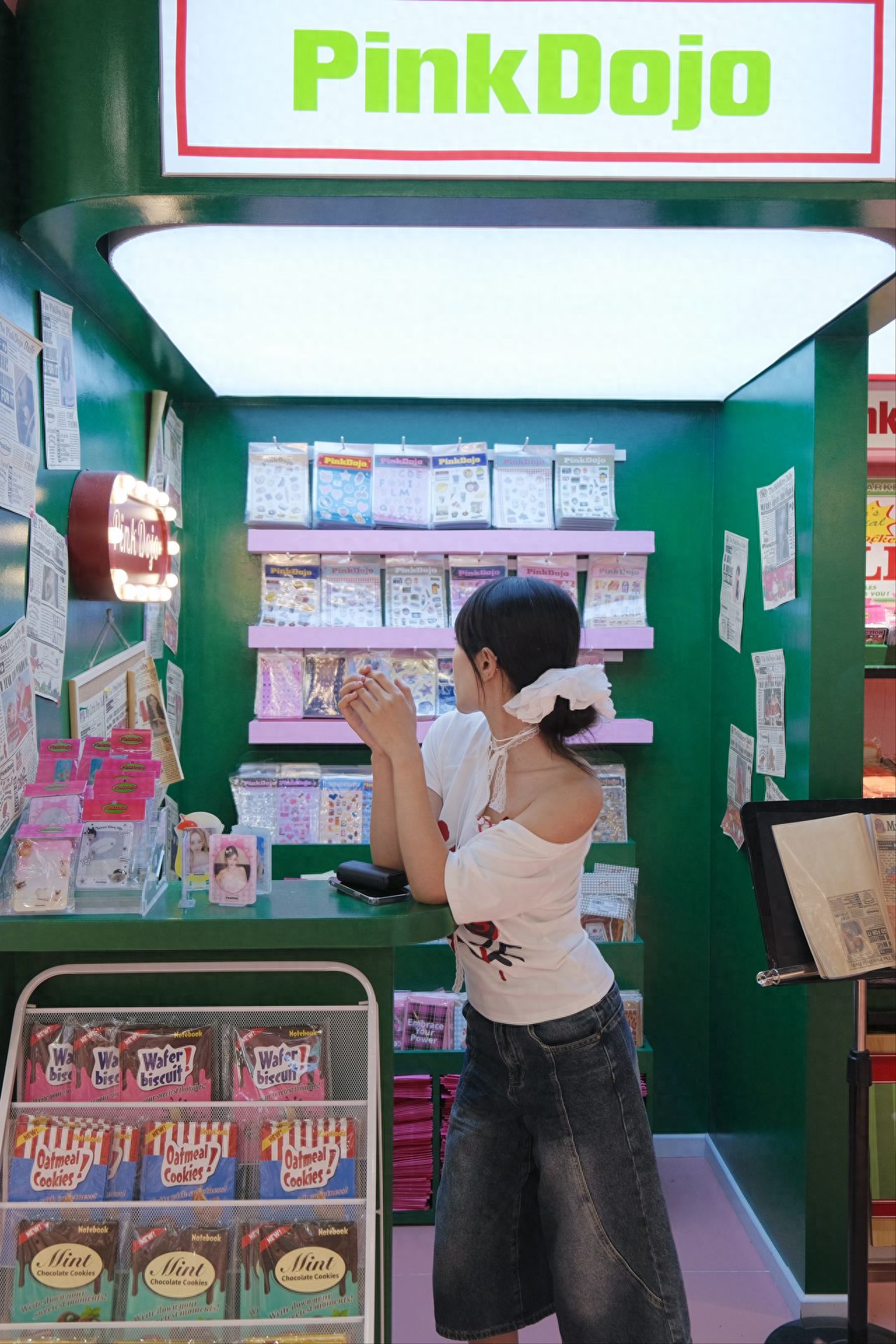 Photo by PinkDojo - Showcase under the shop name