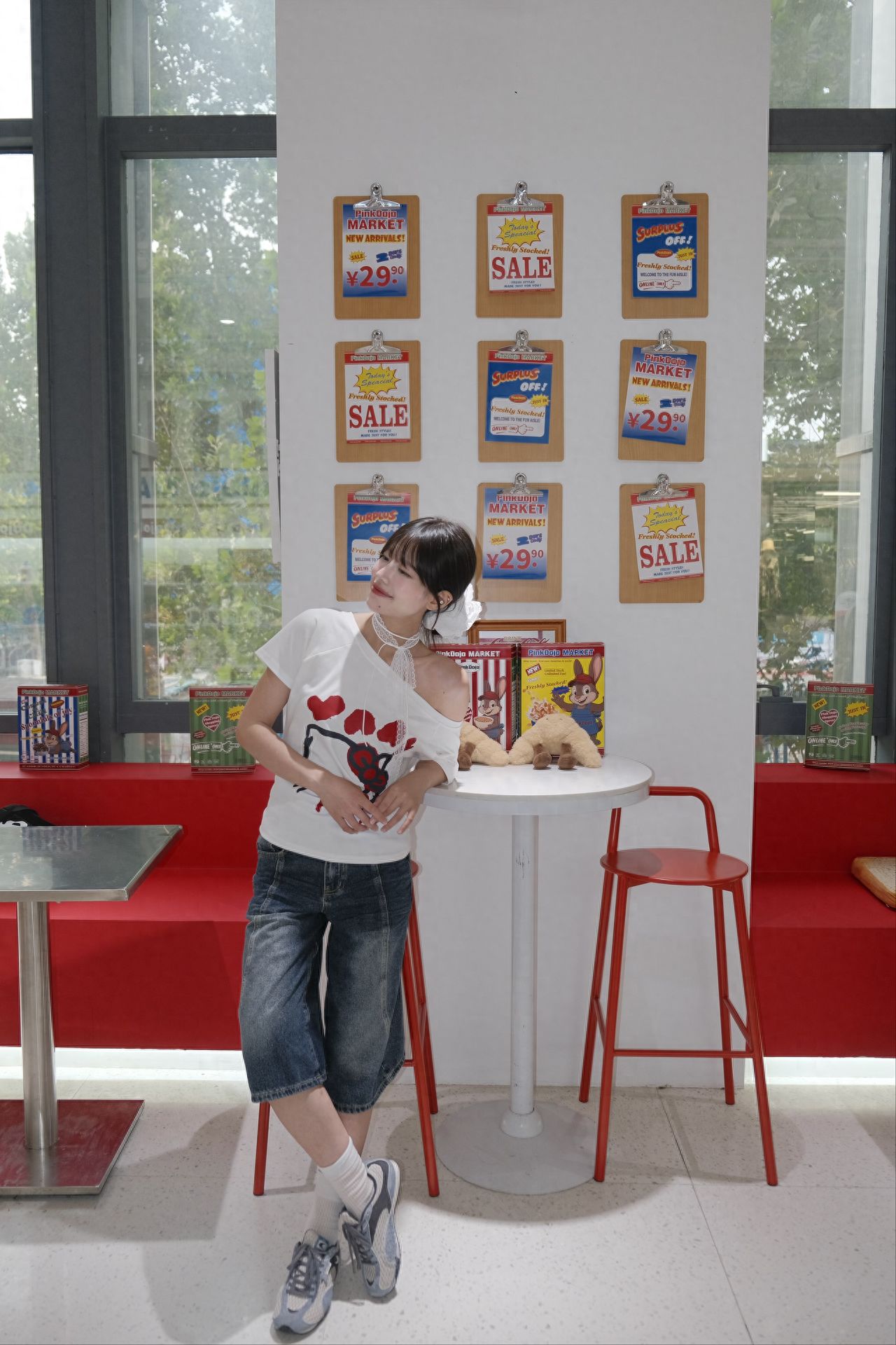 Photo by PinkDojo - White Wall Deck