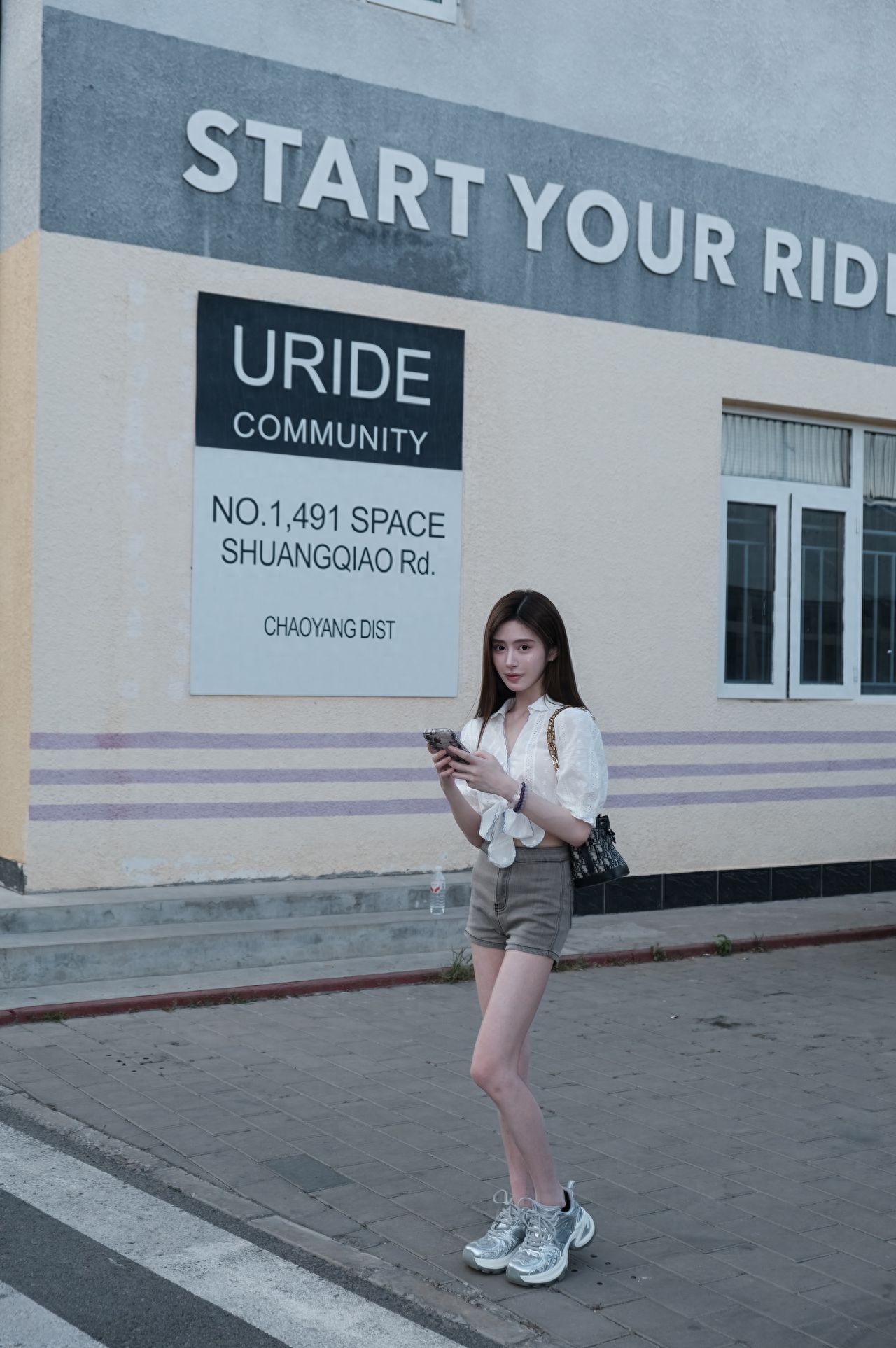 Photo by 491 Space - English Signage Corridor