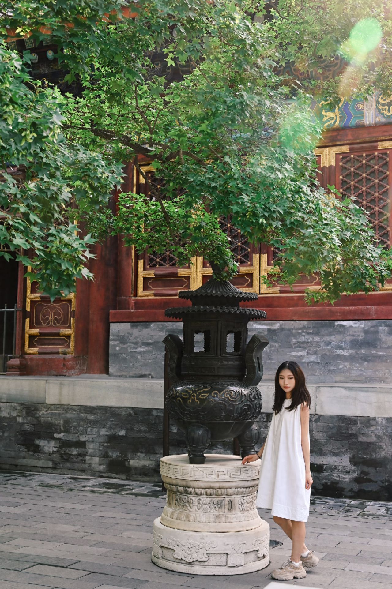 Photo by Beijing Xiangshan Park - Qunzheng Hall Incense Burner