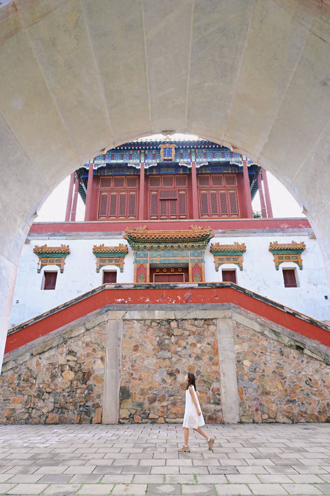 Photo by Fragrant Hills Park - Archway Front of the Zongjing Great Zhao Temple