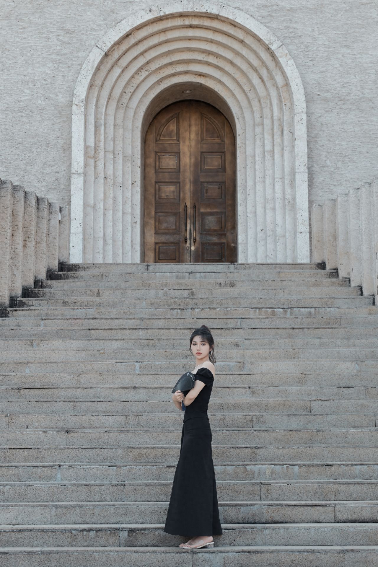 Photo by China Oil Painting Institute Auditorium