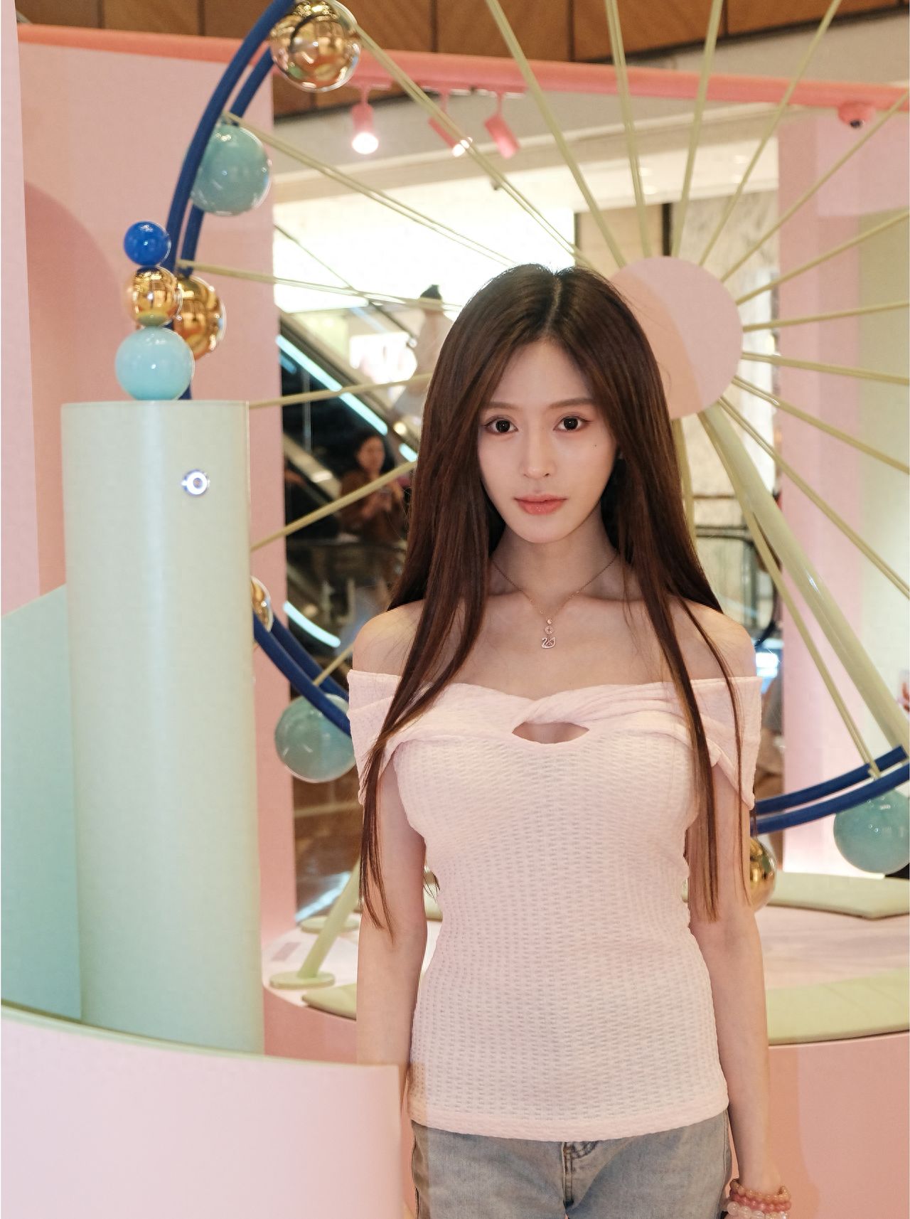 Photo by Wangfujing Central - Van Cleef & Arpels Experience Space Ferris Wheel Installation