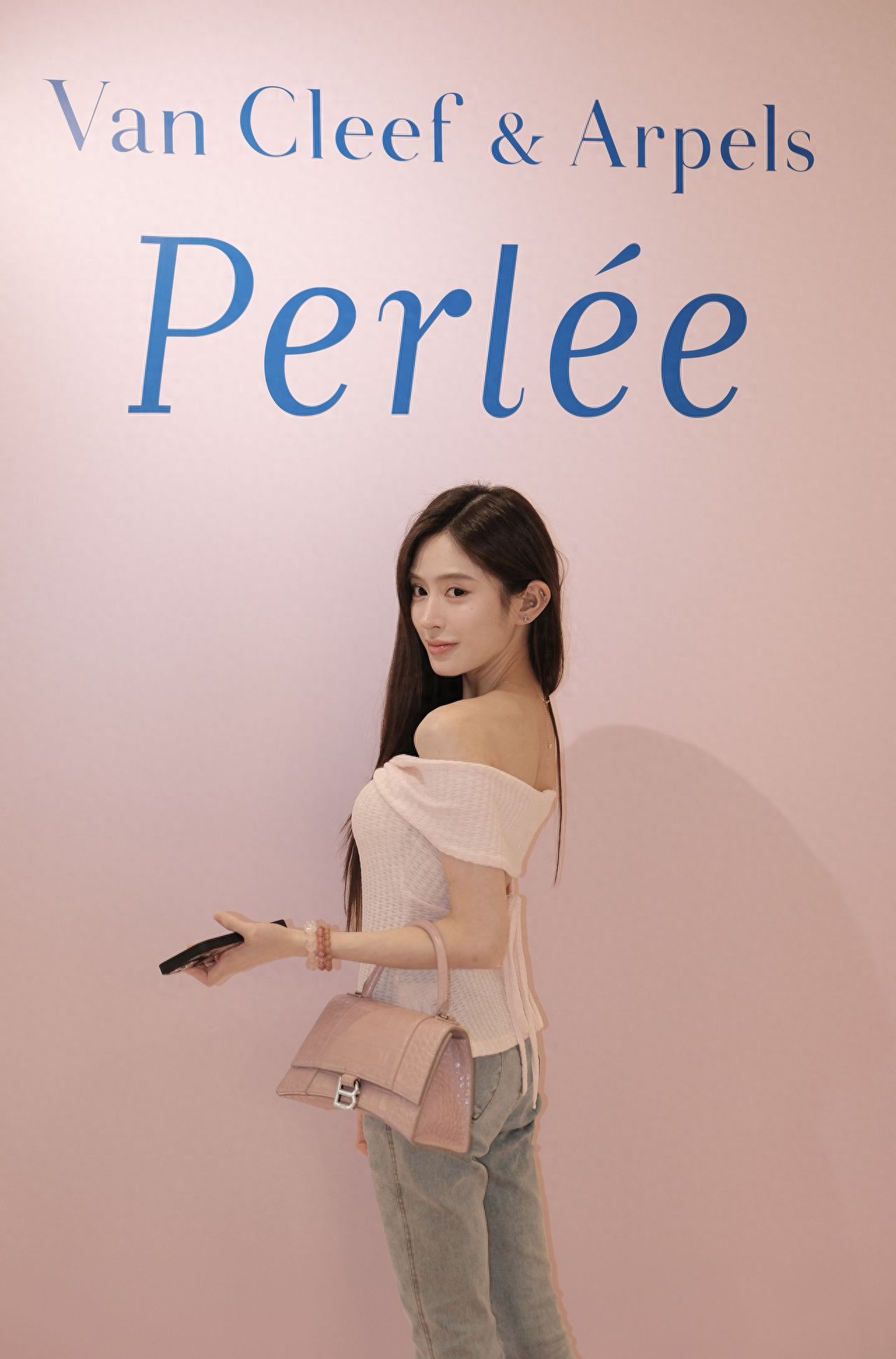 Photo by Wangfujing Central - Van Cleef & Arpels Experience Space Pink Backdrop