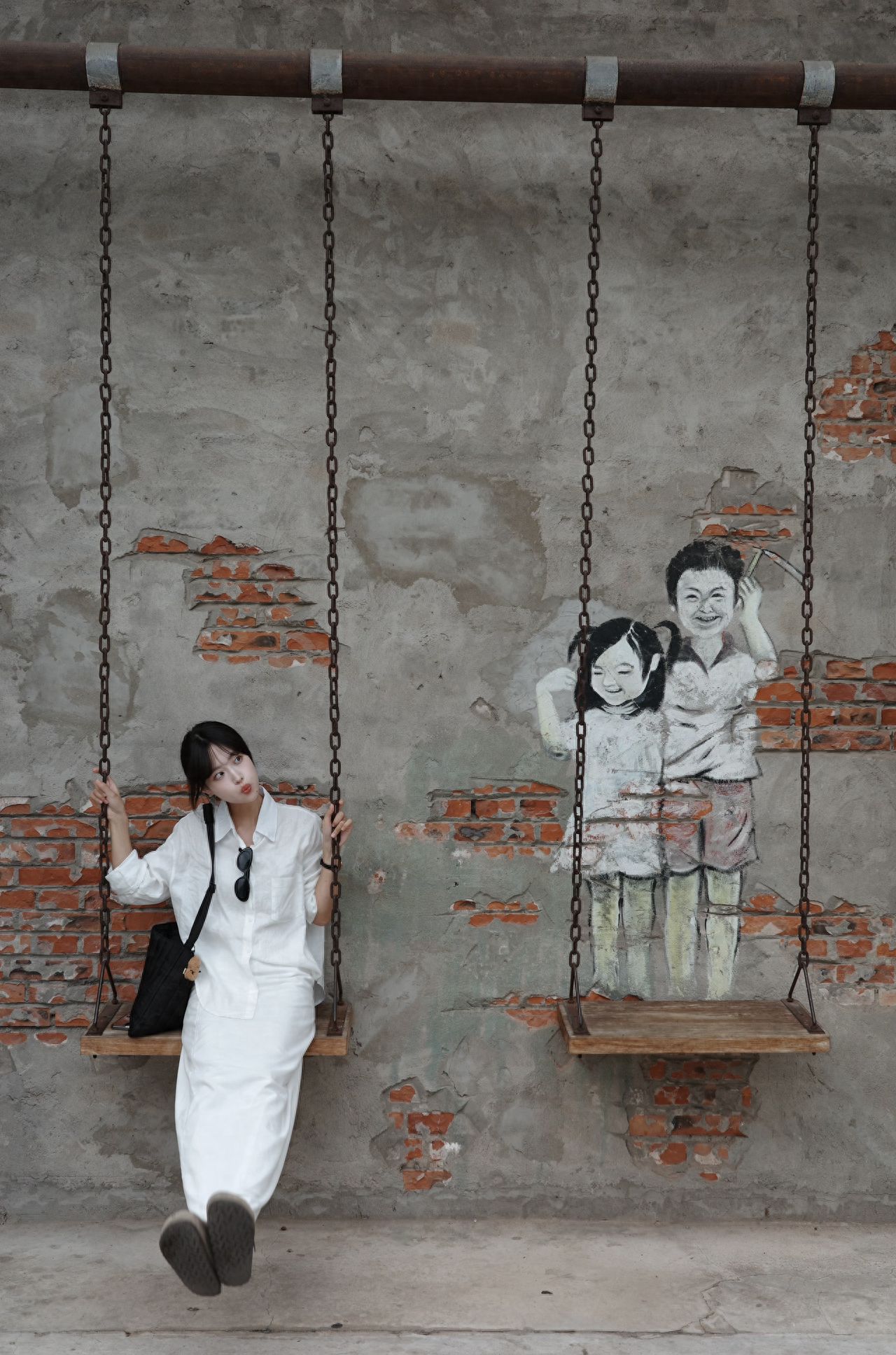 Photo by Jinghui Plaza - Swing Installation Wall Mural