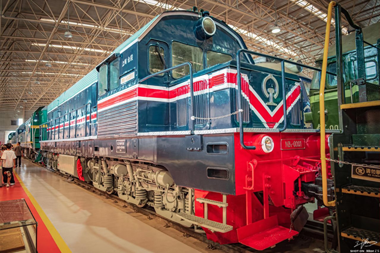 Photo by China Railway Museum Dongjiao Exhibition Hall - Blue Imported Locomotive