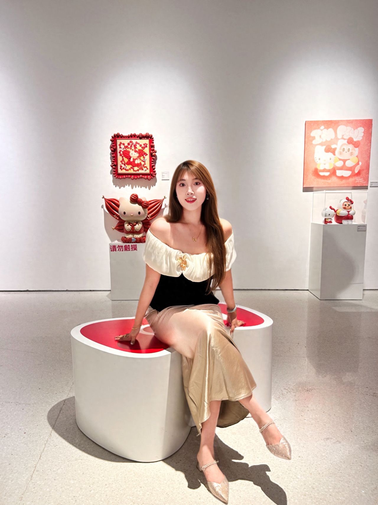Photo by Beijing Times Art Museum - Bowtie Chair