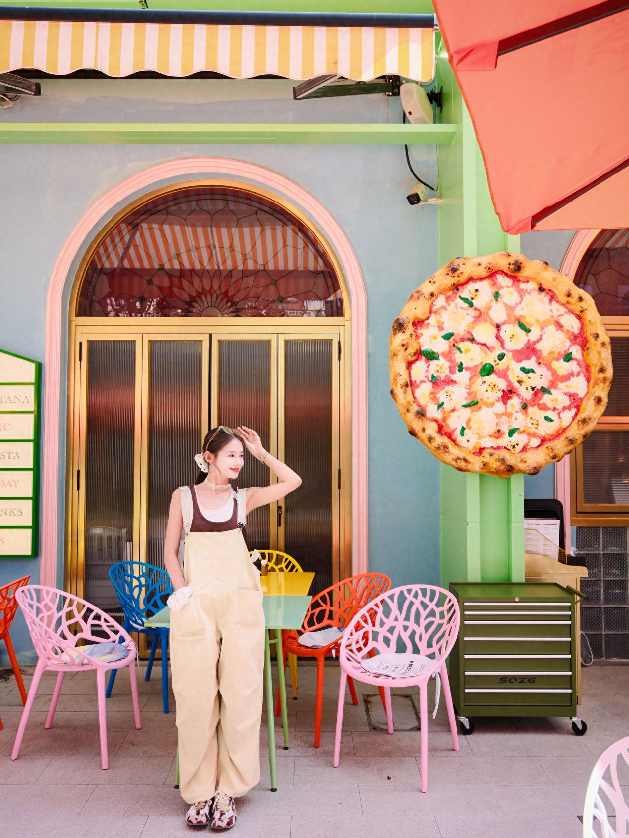 Photo by Beijing Satellite Manufacturing Factory Science and Technology Park - Pizza Model