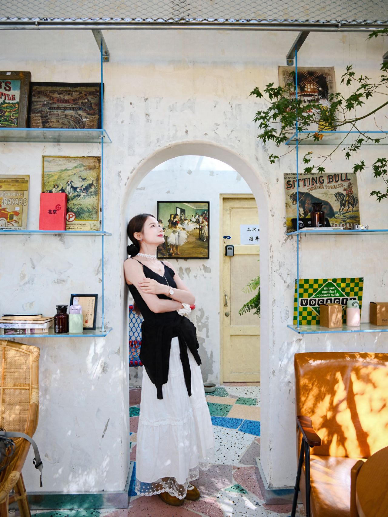 Photo by Tie Shou Coffee Friendship Garden Store - White Door Frame, Beijing