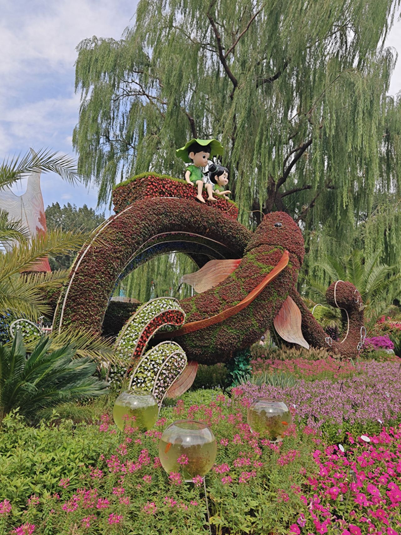 Photo by Beijing Lotus Market (South Gate) - Carp Minion Installation