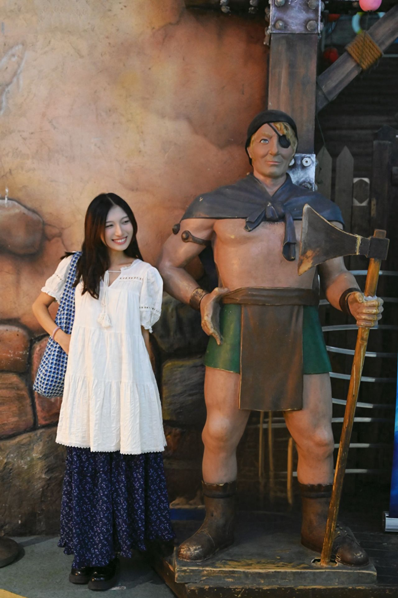 Photo by Beijing Aquarium - Pirate Sculpture