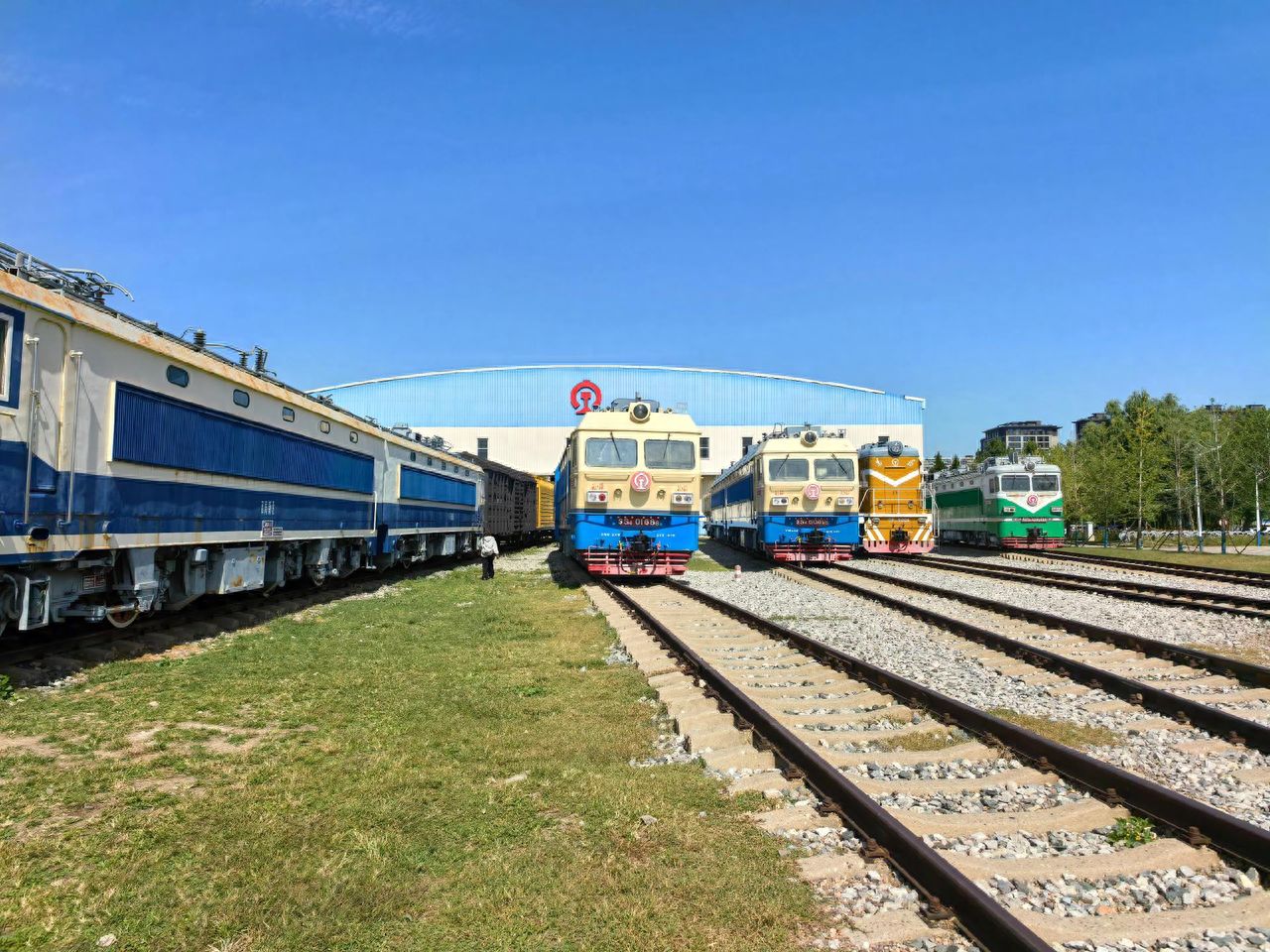 Photo by Beijing China Railway Museum Dongjiao Exhibition Hall - Various Types of Trains
