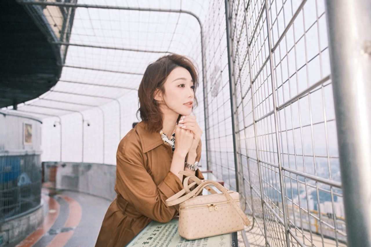 Photo by Central TV Tower - Take a photo with the grid fence.