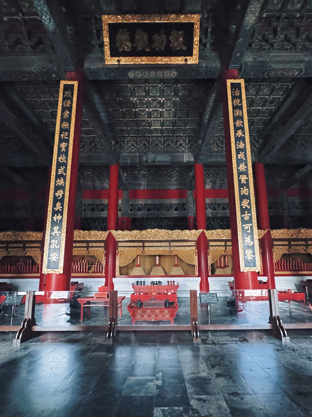 Photo by The Temple of Earth in Beijing - Chinese-style architectural hall