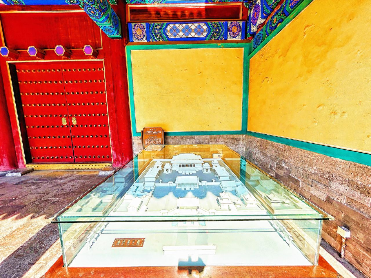 Photo by Beijing Temple of Emperors - Photographing Architectural Models of Exhibition Cabinets