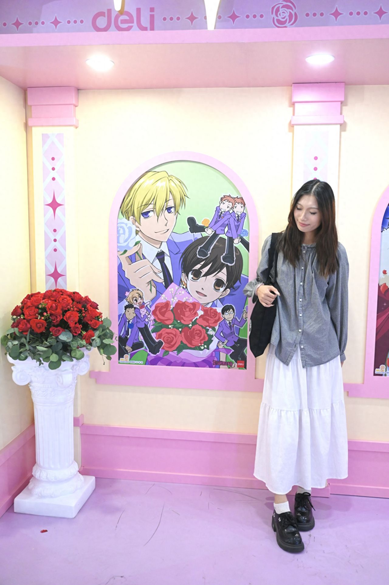 Photo by Chaoyang Joy City - Sakura High School Window Painting