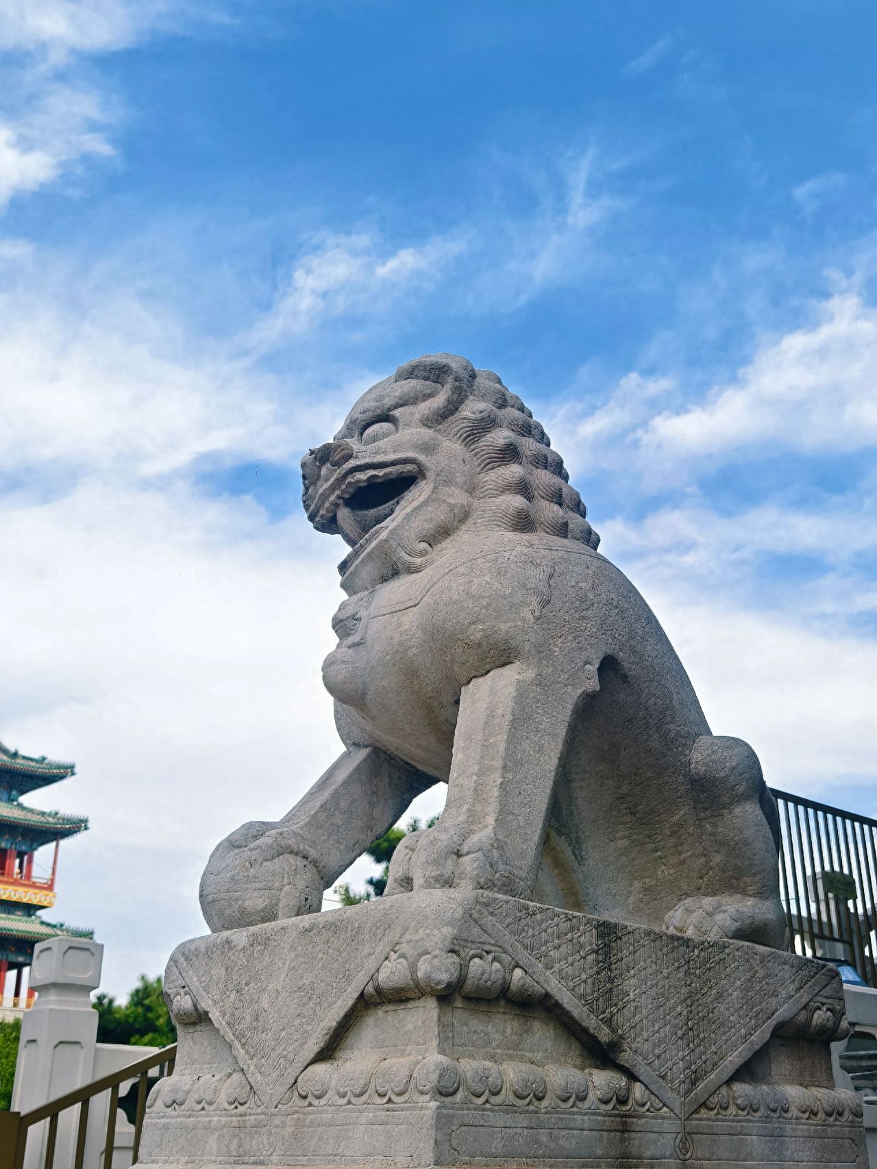 Photo by Zhengyangmen Arrow Tower - Stone Lion Sculpture Architecture