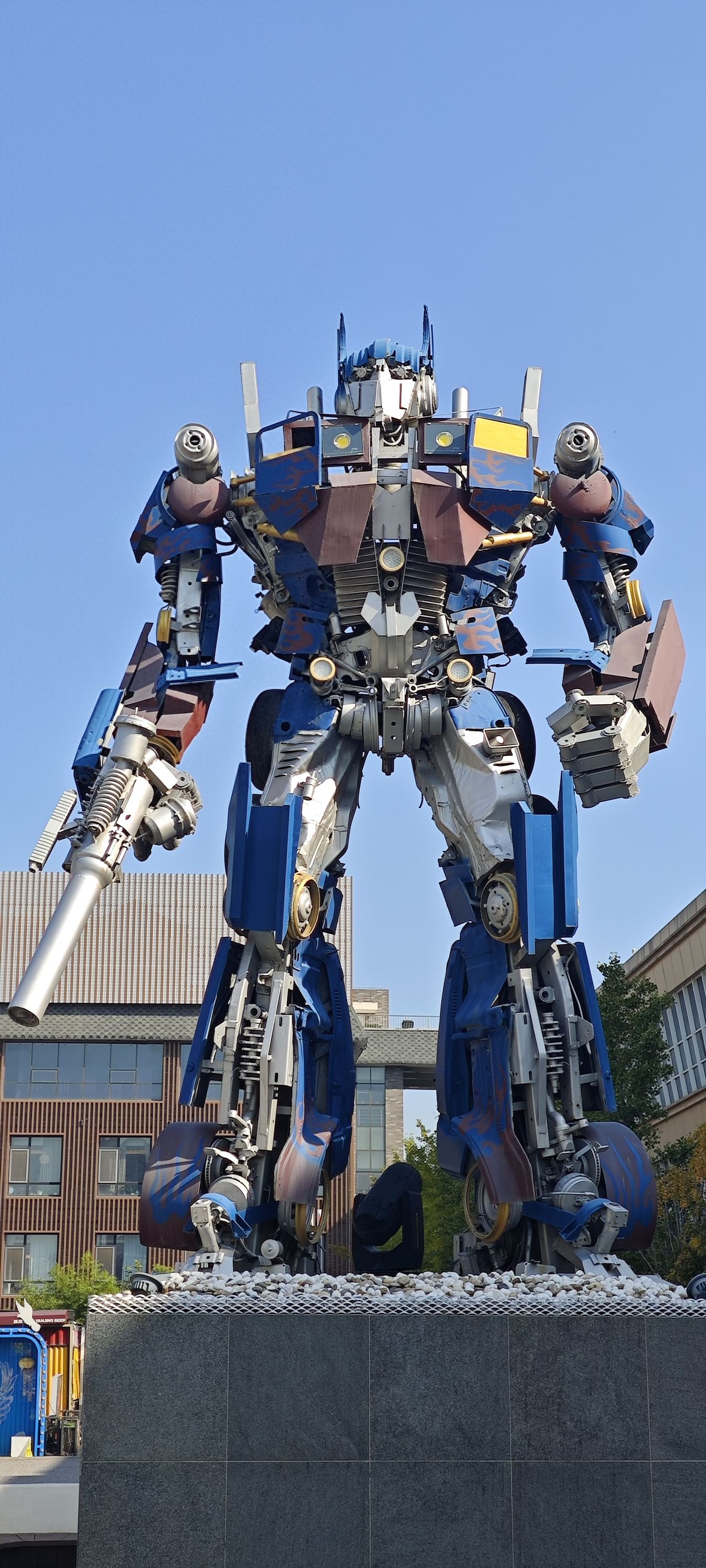 Photo by Beijing Nanluoguxiang Hutong - Transformers Robot Sculpture