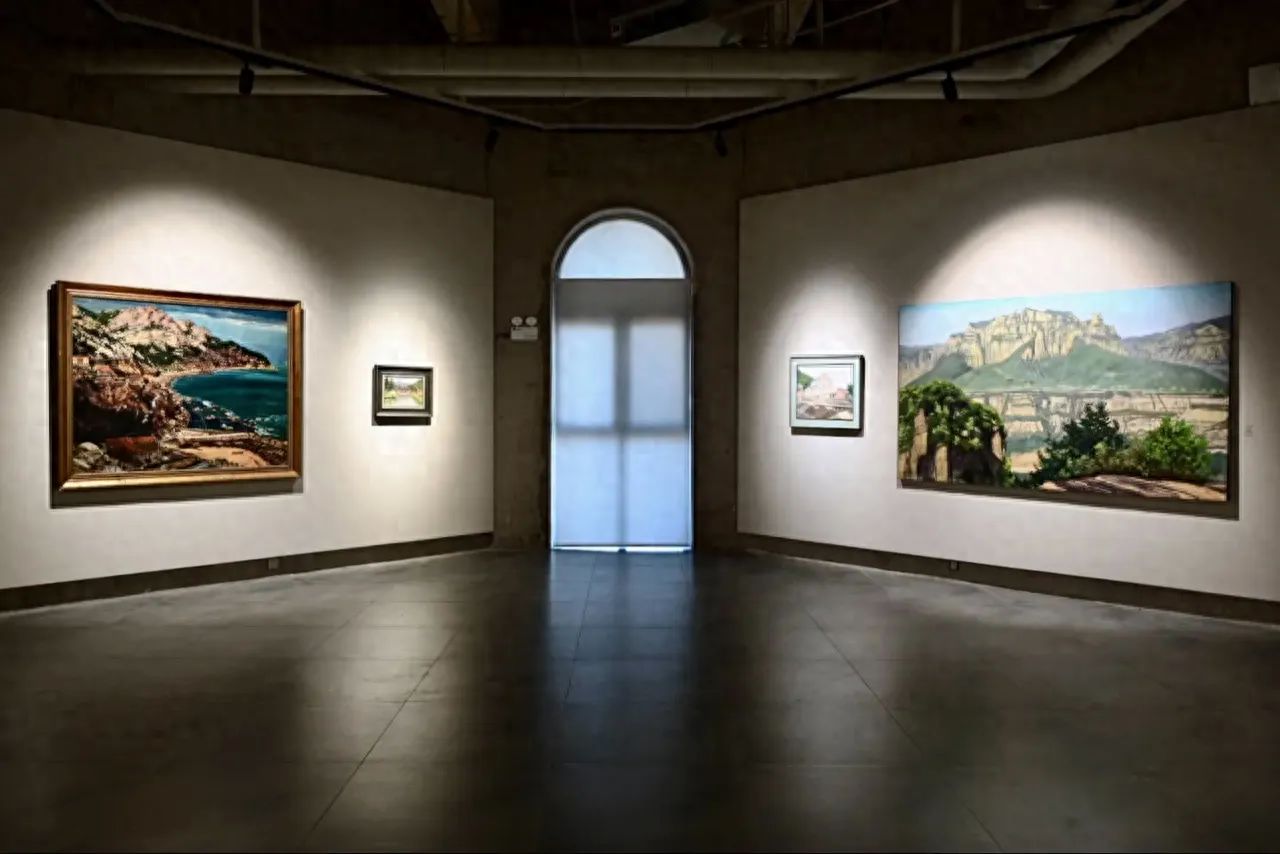 Photo by China Academy of Art Oil Painting Institute - Indoor Oil Painting Exhibition