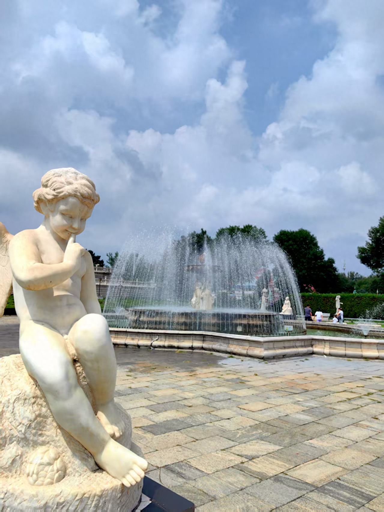 Photo by World Park - Sculptures and Fountains