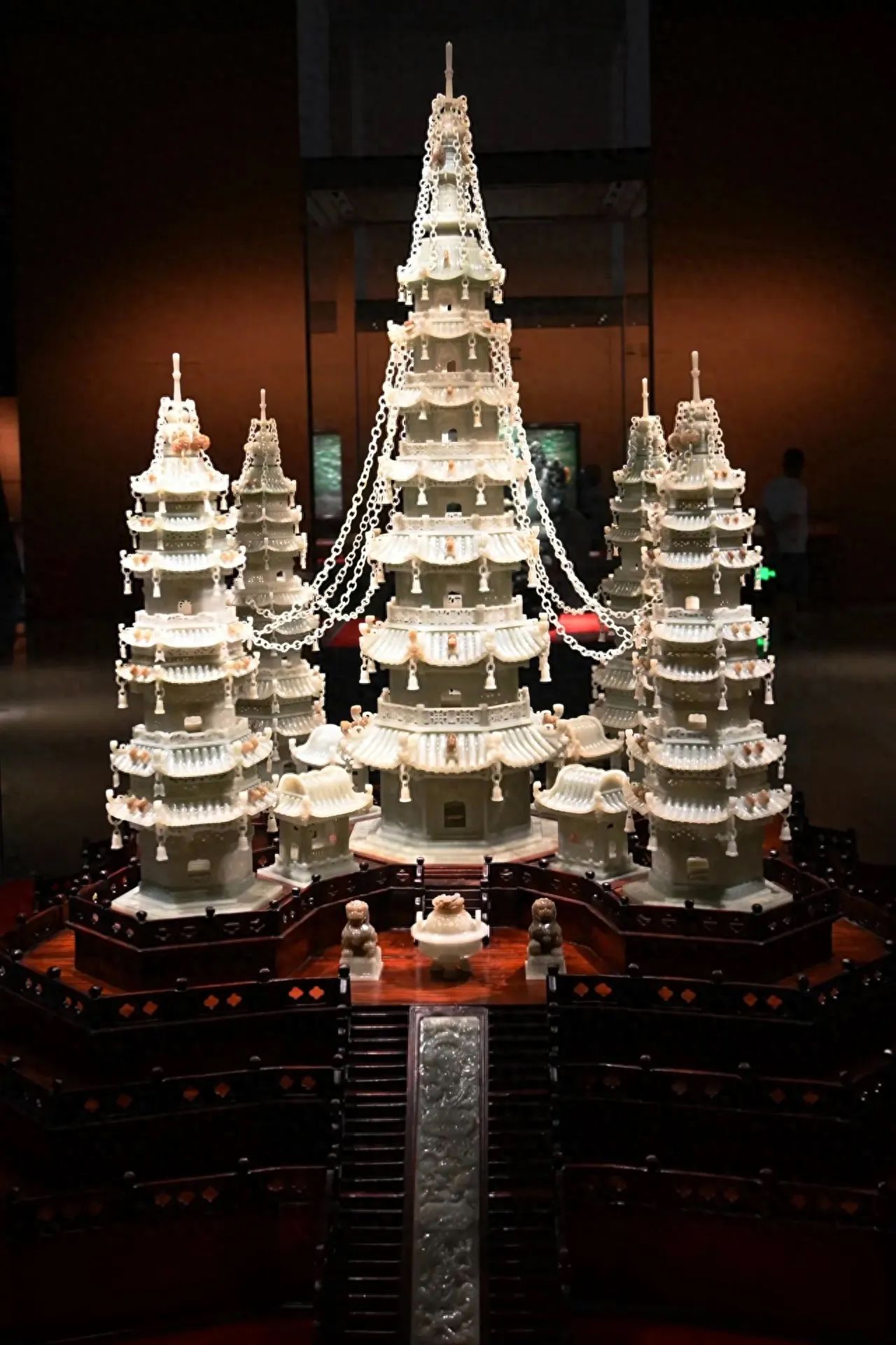 Photo by China National Arts and Crafts Museum - White Jade Five Elements Pagoda
