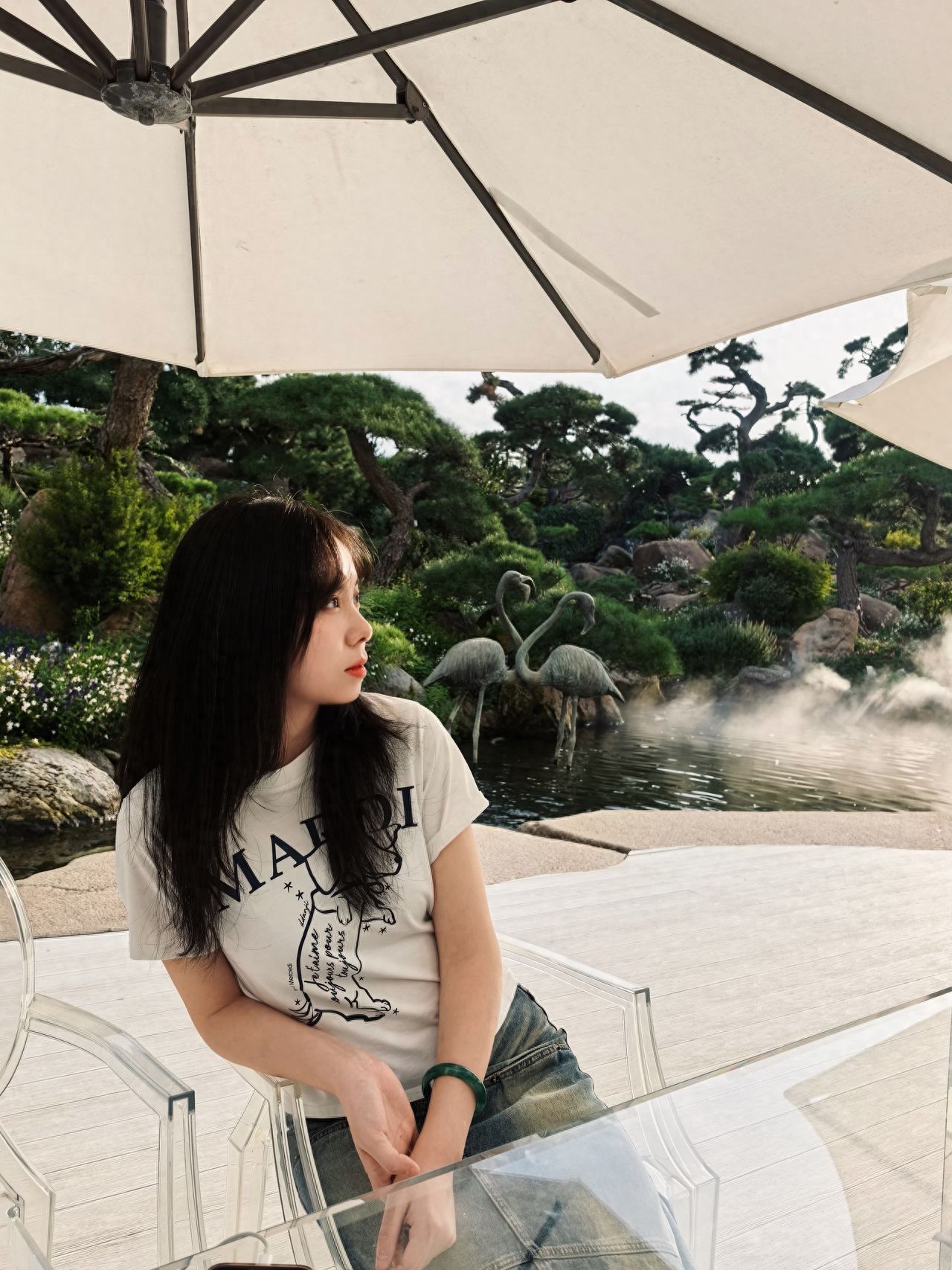 Photo by Luo Hong Photography Art Museum - Seat beside the Swan Sculpture