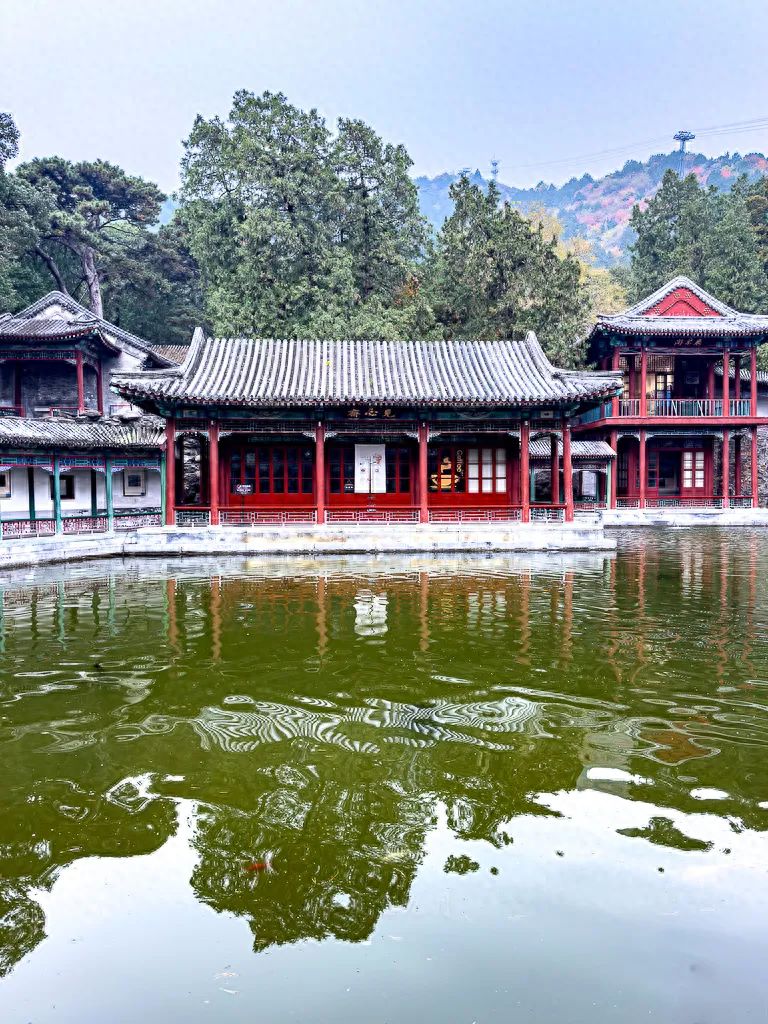 Photo by Beijing Xiangshan Park - Jianxin Studio Plaque Building and Pond
