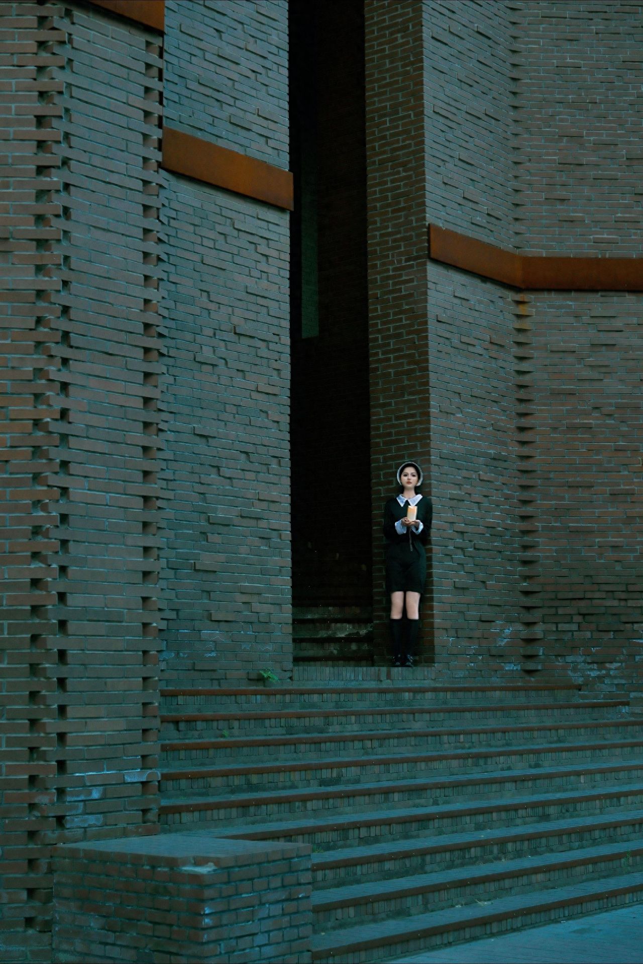 China Academy of Art Oil Painting Institute - Taking a photo with the stairs and archway — photo spot in Chinese National Academy of Arts, Oil Painting Institute  , China