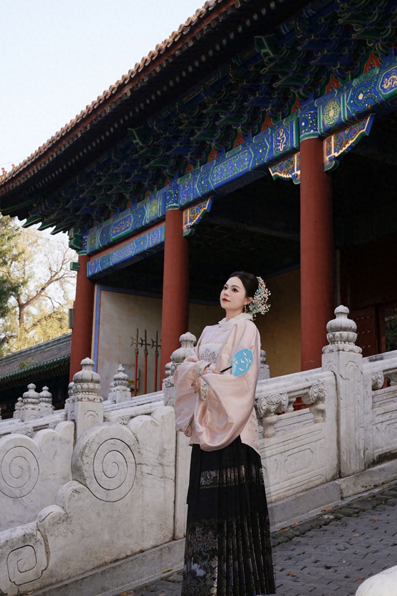 Photo by Confucius Temple and the Imperial Academy Museum - Take a photo with the stone railings.