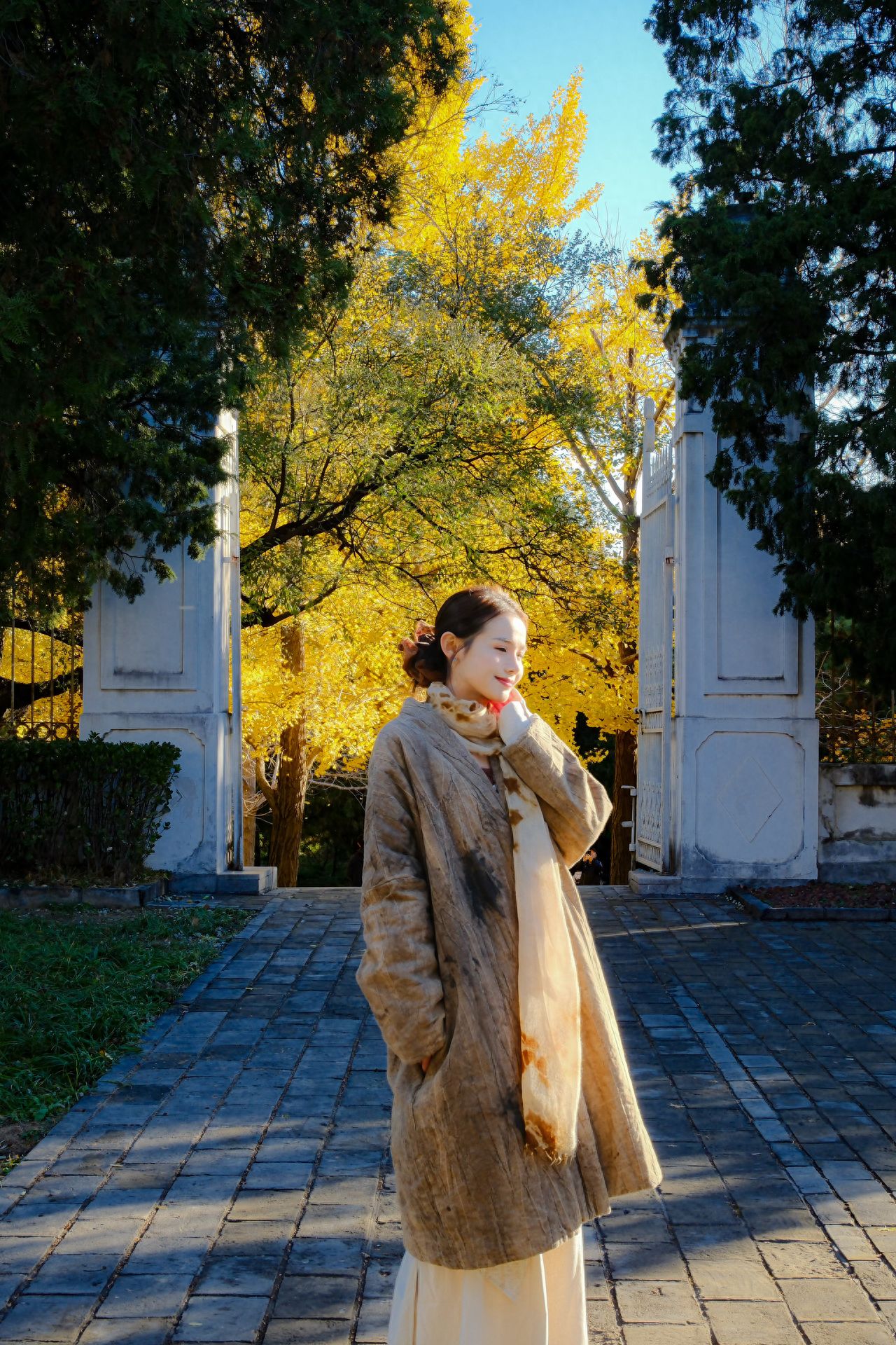 Photo by Beijing Xiangshan Park - White Door Frame and Ginkgo Forest