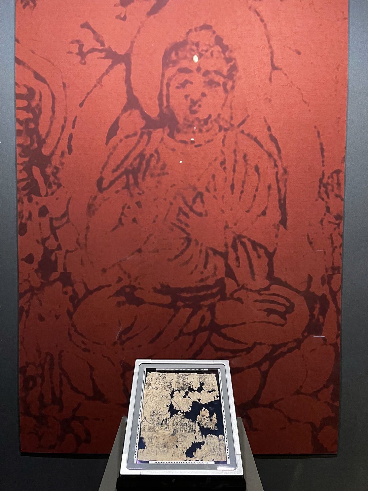 National Art Museum of China - Red Character Background Wall Painting — photo spot in National Art Museum of China  , China