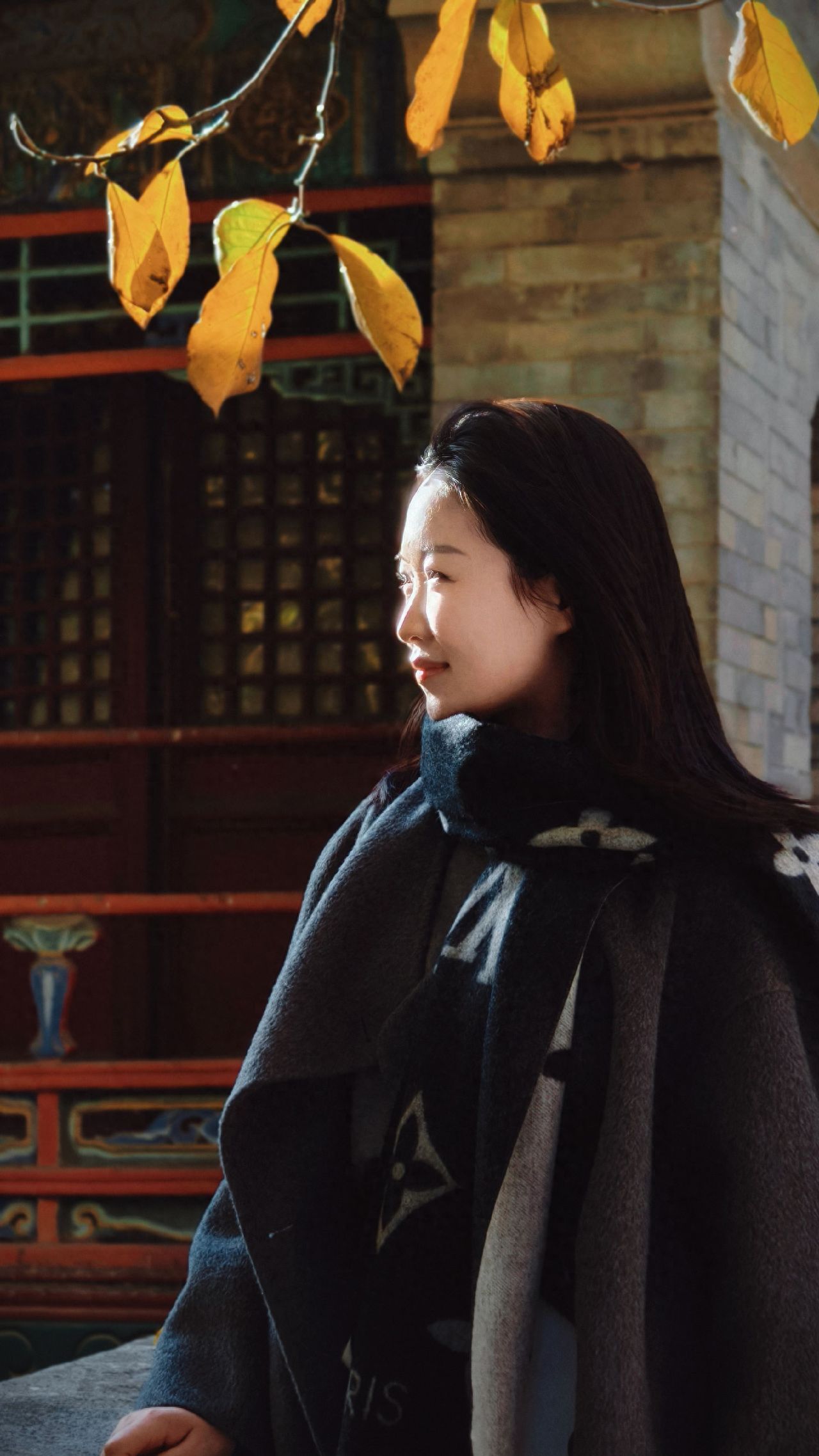 Photo by Tanzhe Temple - Group Photo with Redwood Windows